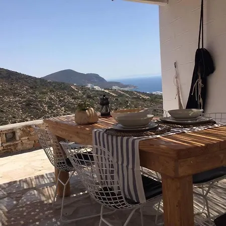 Farangi House With Private Pool Dom wakacyjny