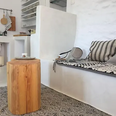 Farangi House With Private Pool