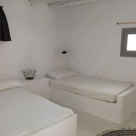 Farangi House With Private Pool