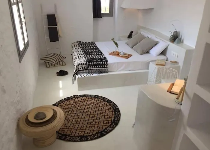 Holiday home Farangi House With Private Pool