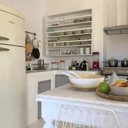 Casa vacanze Farangi House With Private Pool Andiparo