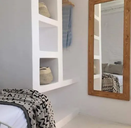 펜션 Farangi House With Private Pool 안디파로스