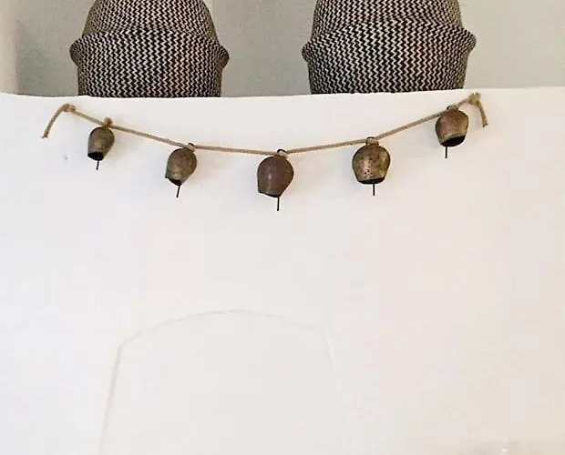 Farangi House With Private Pool