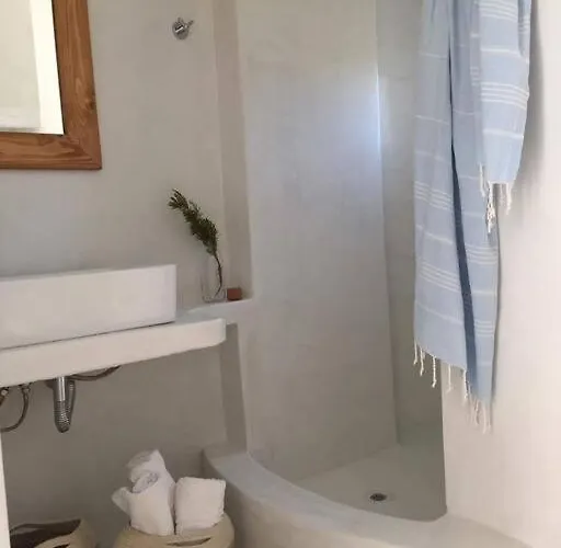 Farangi House With Private Pool 펜션